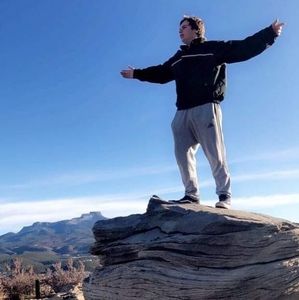 Meet your Posher, Carson